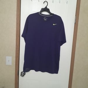 Nike short sleeved t-shirt